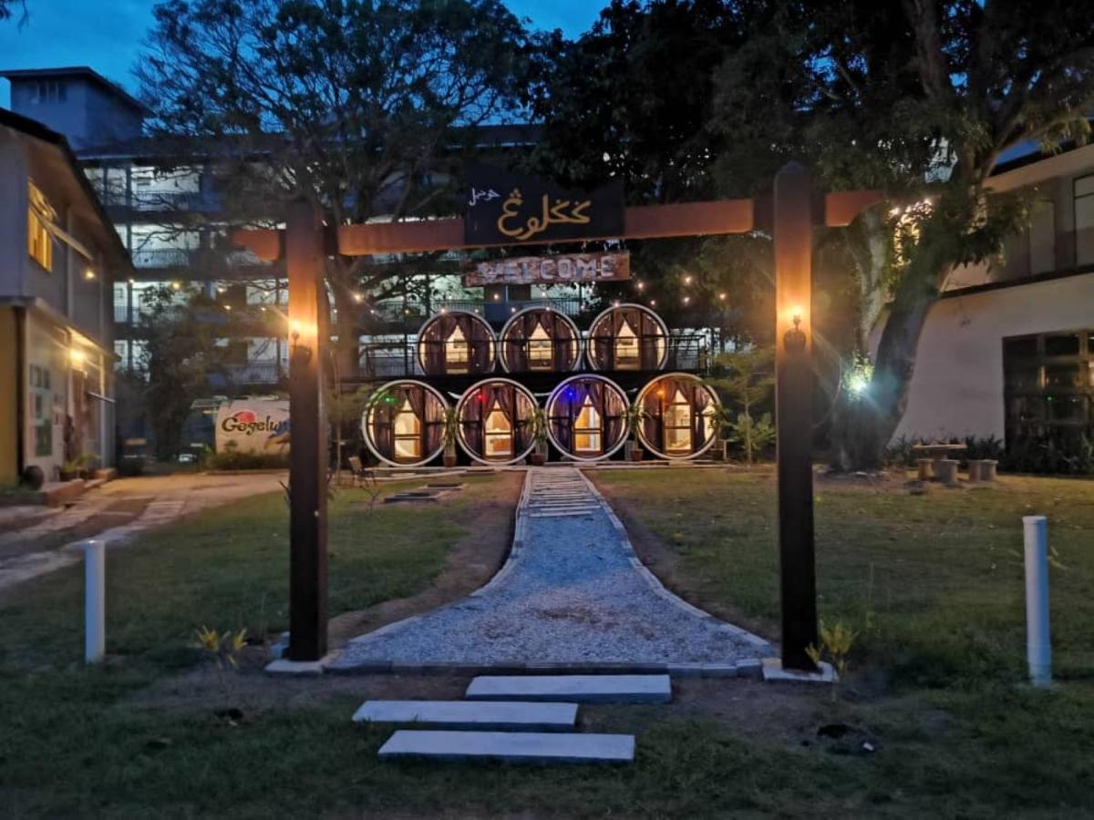 Mango'S Park Port Dickson Hotell Exteriör bild