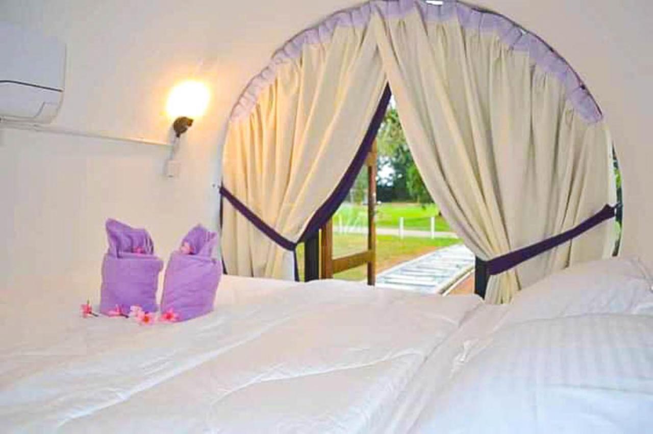 Mango'S Park Port Dickson Hotell Exteriör bild